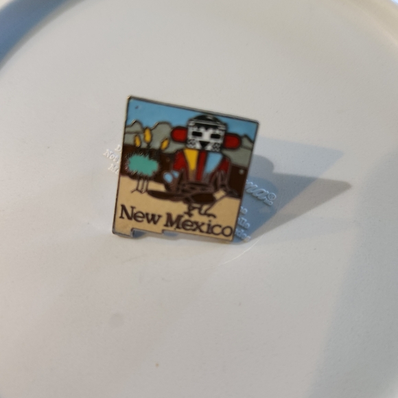 Vintage Nafco New Mexico Souvenir Pin - Picture 2 of 3